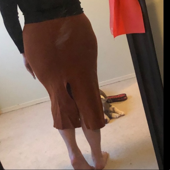 Ribbed knit skirt - Picture 3 of 4